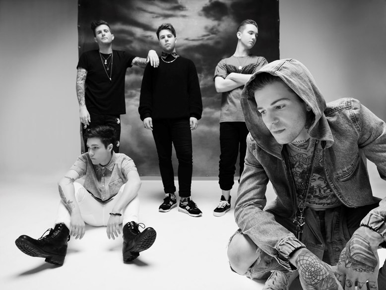 04_The_Neighbourhood_Group_121mmm