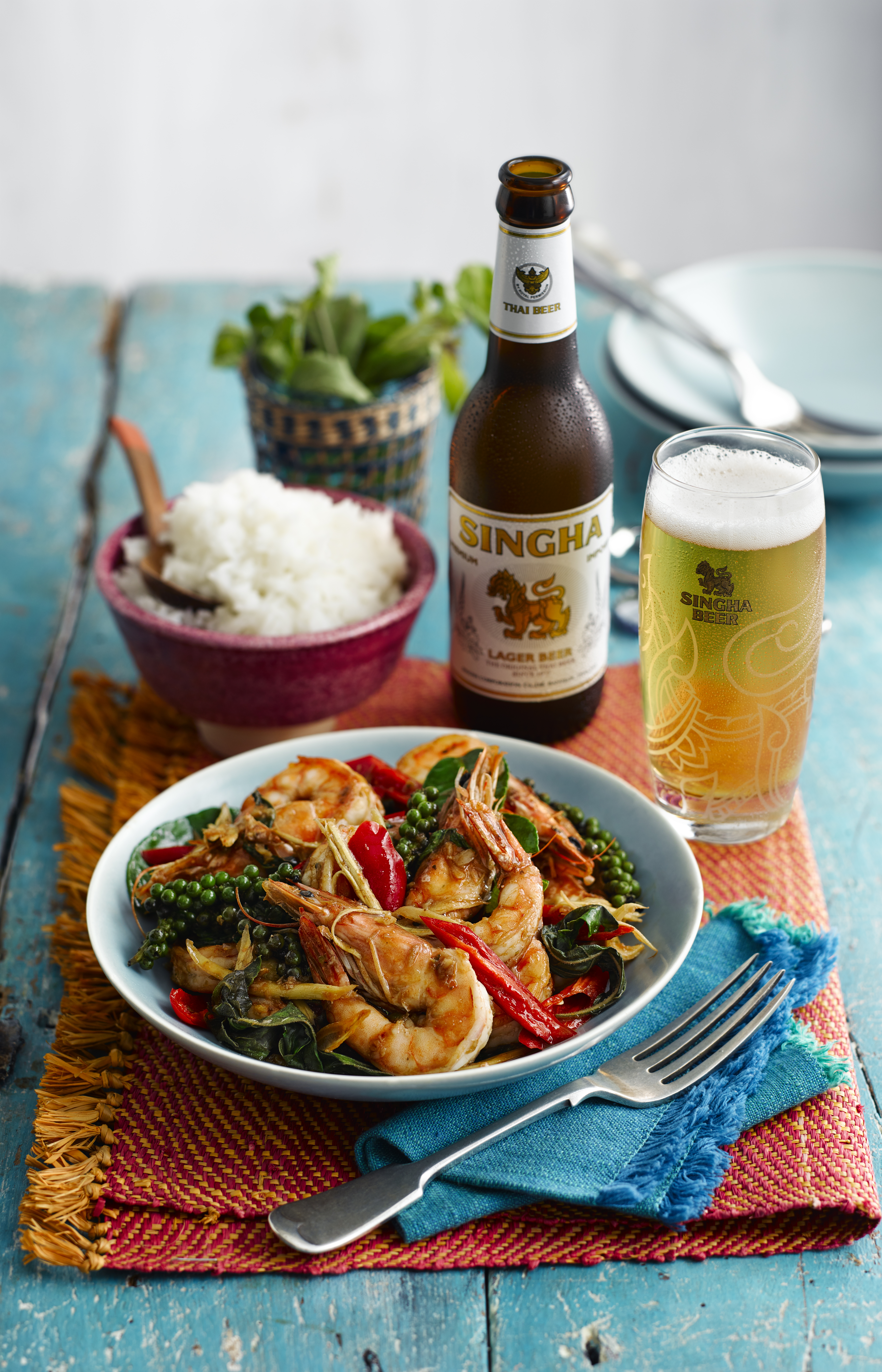 Thai Recipe - Stir-fry Prawns Green Peppercorns and Grachai