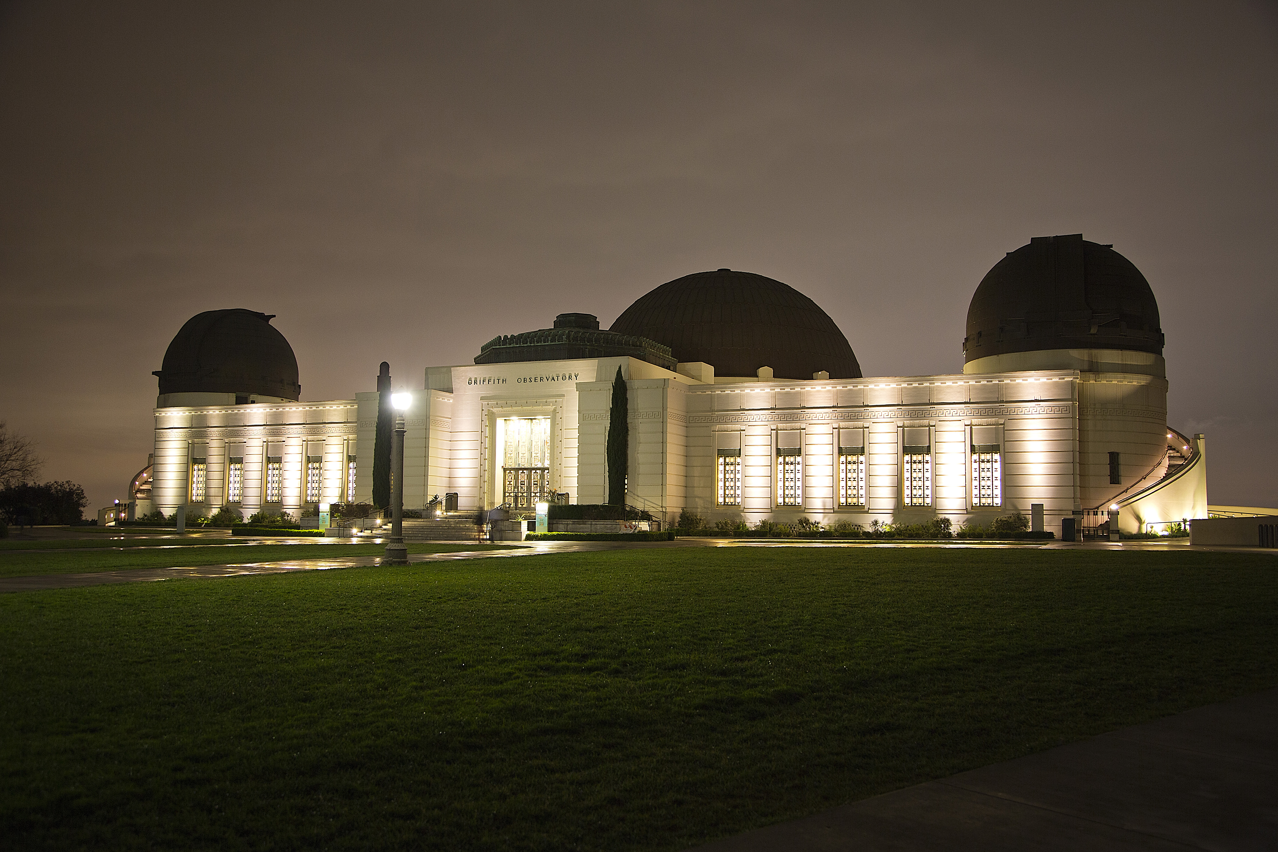 Griffiths Observatory, LA